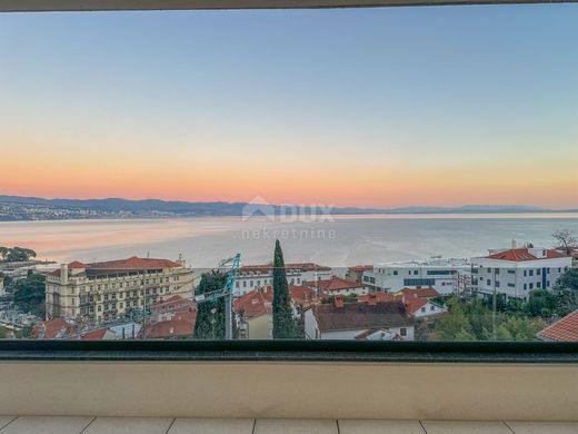 Appartement de luxe à vendre à Opatija, 0 €, Photo 1