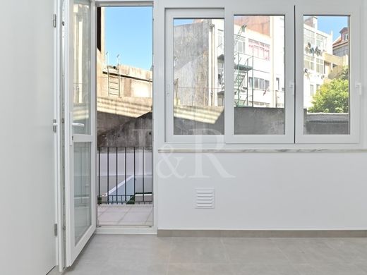 Luxury Apartment for sale in Lisbon, 675 000 €, Photo 3