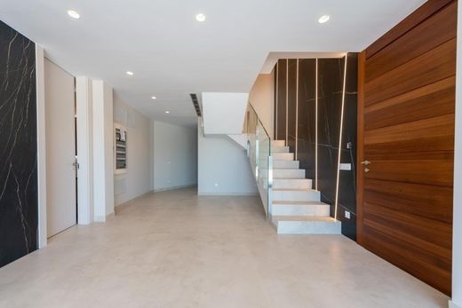 Luxury Apartment for sale in Benidorm, 1 650 000 €, Photo 2