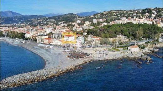 Appartement de luxe à vendre à Bordighera, 895 000 €, Photo 4