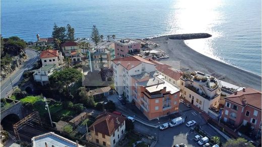 Appartement de luxe à vendre à Bordighera, 895 000 €, Photo 2