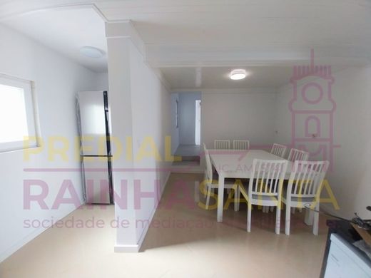 Maison de luxe à vendre à Lisbon, 585 500 €, Photo 2