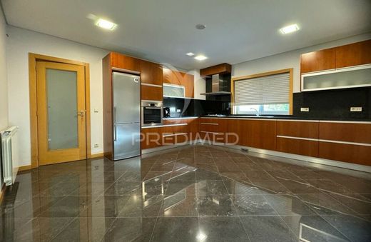 Luxury House for sale in Braga, 498 000 €, Photo 7