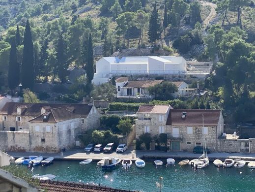 Maison de luxe à vendre à Bobovišce, 700 000 €, Photo 7