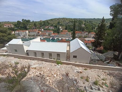 Maison de luxe à vendre à Bobovišce, 700 000 €, Photo 3