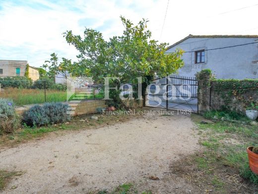 Maison de luxe à vendre à Peralada, 470 000 €, Photo 2