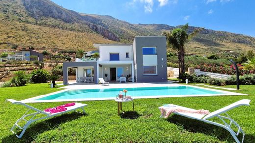 Maison de luxe à vendre à Castellammare Del Golfo, 750 000 €, Photo 1