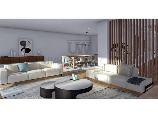 Maison de luxe à vendre à Loures, 797 500 €, Photo 2