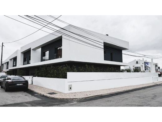 Maison de luxe à vendre à Loures, 797 500 €, Photo 5