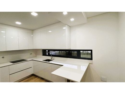 Maison de luxe à vendre à Loures, 797 500 €, Photo 6