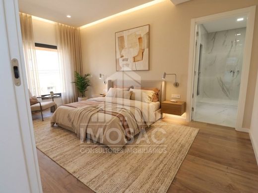 Luxury House for sale in Loures, 880 000 €, Photo 3