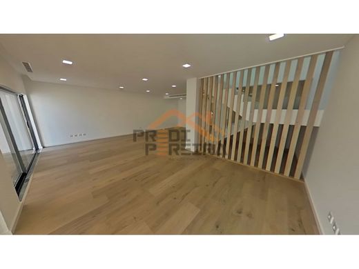 Maison de luxe à vendre à Loures, 880 000 €, Photo 4