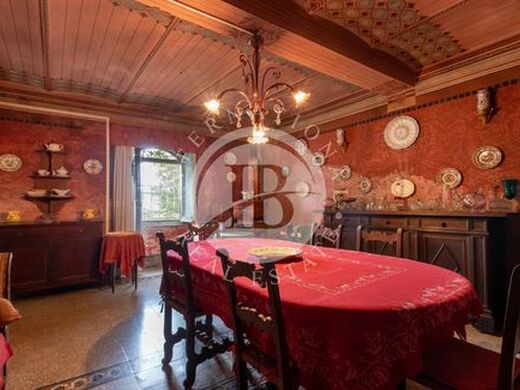 Maison de luxe à vendre à Sarzana, 650 000 €, Photo 1