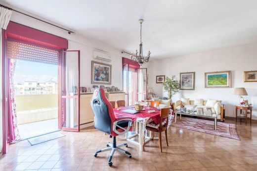 Appartement de luxe à vendre à Bari, 575 000 €, Photo 4
