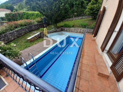 Maison de luxe à vendre à Opatija, 625 000 €, Photo 3