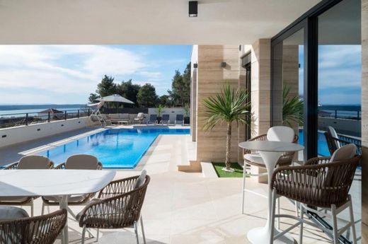 Maison de luxe à vendre à Ražanac, 1 350 000 €, Photo 6