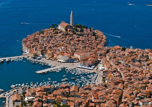 Luxury Apartment for sale in Rovinj, 889 000 €, Photo 1