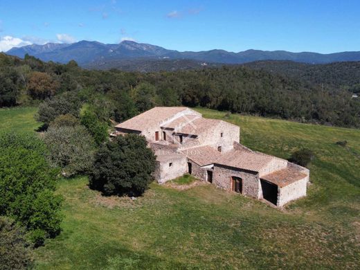 Luxury House for sale in Darnius, 900 000 €, Photo 1