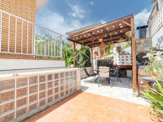 Maison de luxe à vendre à Castelldefels, 1 070 000 €, Photo 3