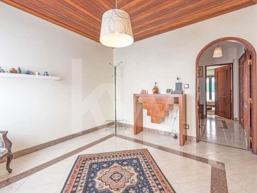 Maison de luxe à vendre à Loures, 540 000 €, Photo 3