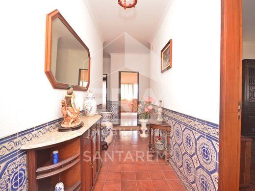 Maison de luxe à vendre à Santarém, 450 000 €, Photo 4