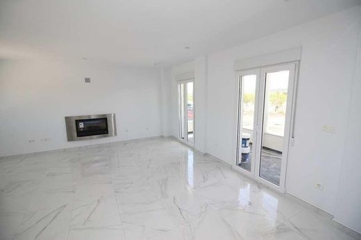 Luxury House for sale in Pinoso, 426 000 €, Photo 3