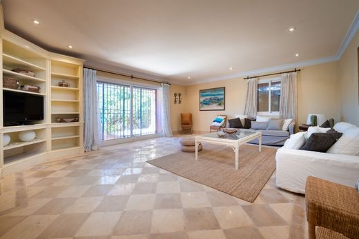 Luxury House for sale in Marbella, 2 874 000 €, Photo 3