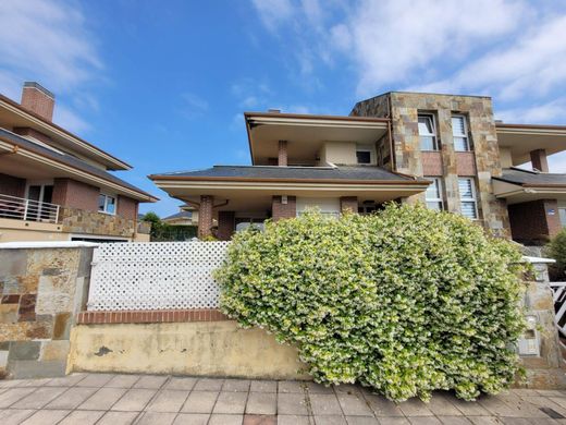 Luxury House for sale in Castro-Urdiales, 590 000 €, Photo 5