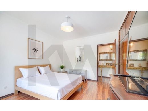 Maison de luxe à vendre à Sesimbra, 780 000 €, Photo 1