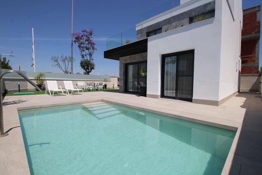 Luxury House for sale in Pilar de La Horadada, 725 000 €, Photo 1
