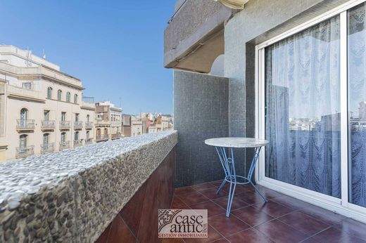 Luxury Apartment for sale in Barcelona, 545 000 €, Photo 3