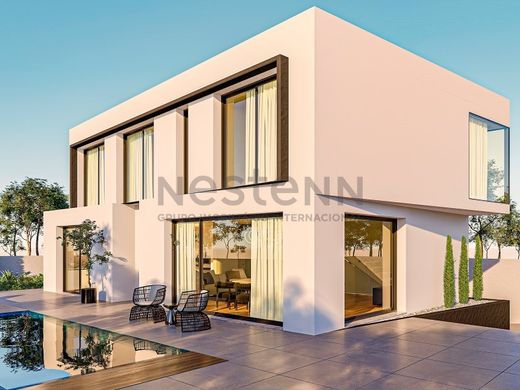 Luxury House for sale in Torres Vedras, 699 000 €, Photo 1