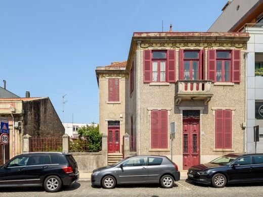 Luxury House for sale in Póvoa de Varzim, 1 100 000 €, Photo 1