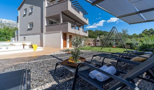 Luxury House for sale in Omiš, 750 000 €, Photo 2