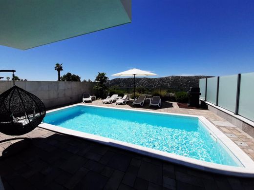 Maison de luxe à vendre à Grižane, 1 450 000 €, Photo 3