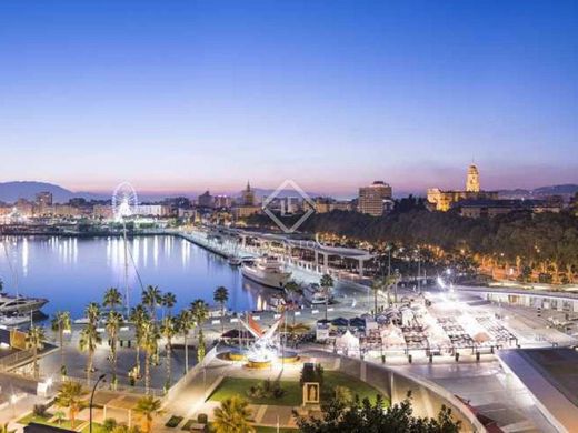 Luxury House for sale in Málaga, 850 000 €, Photo 7