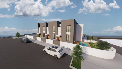 Luxury House for sale in Gaia, 660 000 €, Photo 1