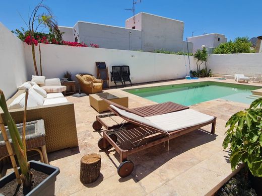 Luxury House for sale in Mojacar, 585 000 €, Photo 1