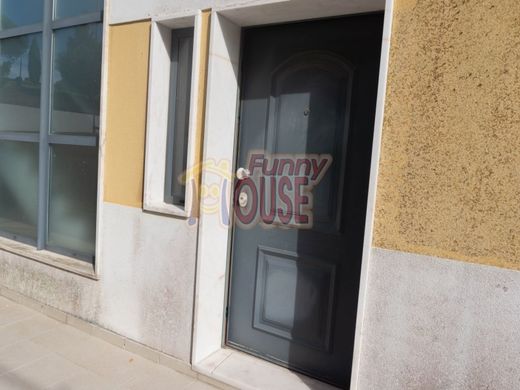 Maison de luxe à vendre à Amadora, 600 000 €, Photo 4