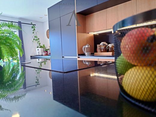 Luxury House for sale in Seixal, 419 000 €, Photo 2
