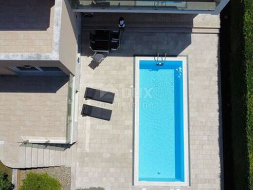 Luxury House for sale in Zadar, 1 490 000 €, Photo 7