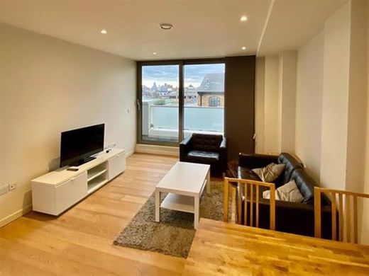 Appartement de luxe à vendre à London, 954 252 €, Photo 1