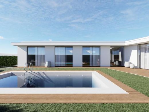 Luxury House for sale in Maia, 690 000 €, Photo 2
