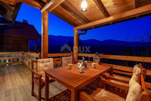 Maison de luxe à vendre à Delnice, 490 000 €, Photo 2
