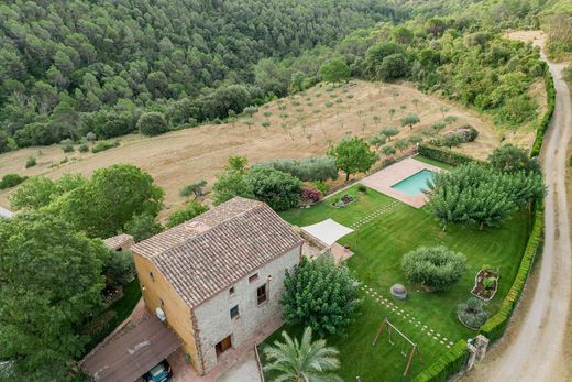 Luxury House for sale in Lladó, 900 000 €, Photo 3
