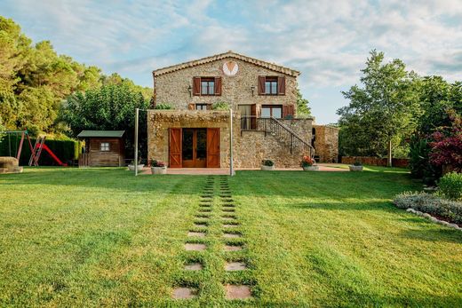 Luxury House for sale in Lladó, 900 000 €, Photo 5