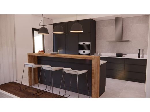 Maison de luxe à vendre à Loures, 515 000 €, Photo 2