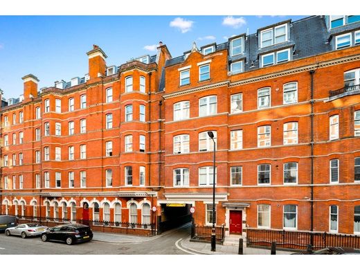 Appartement de luxe à vendre à London, 1 330 169 €, Photo 1