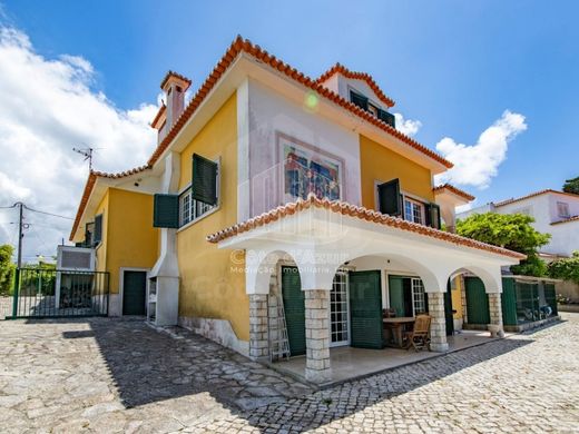 Luxury House for sale in Sesimbra, 760 000 €, Photo 1