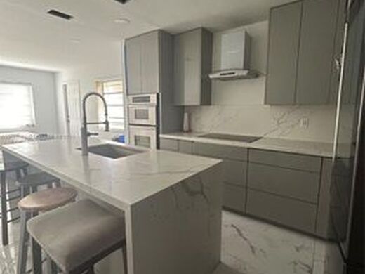 Luxury House for sale in Hollywood, 553 957 €, Photo 3